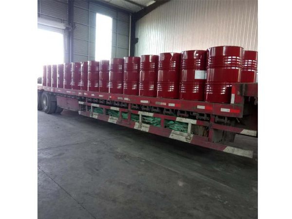 聚氨酯黑料發(fā)車(chē)